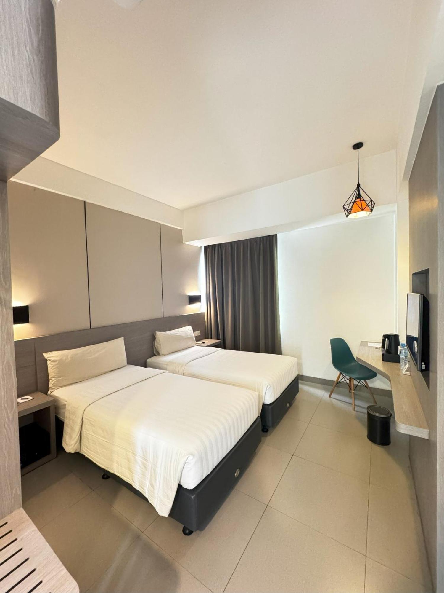 Laska Hotel Subang Exterior foto