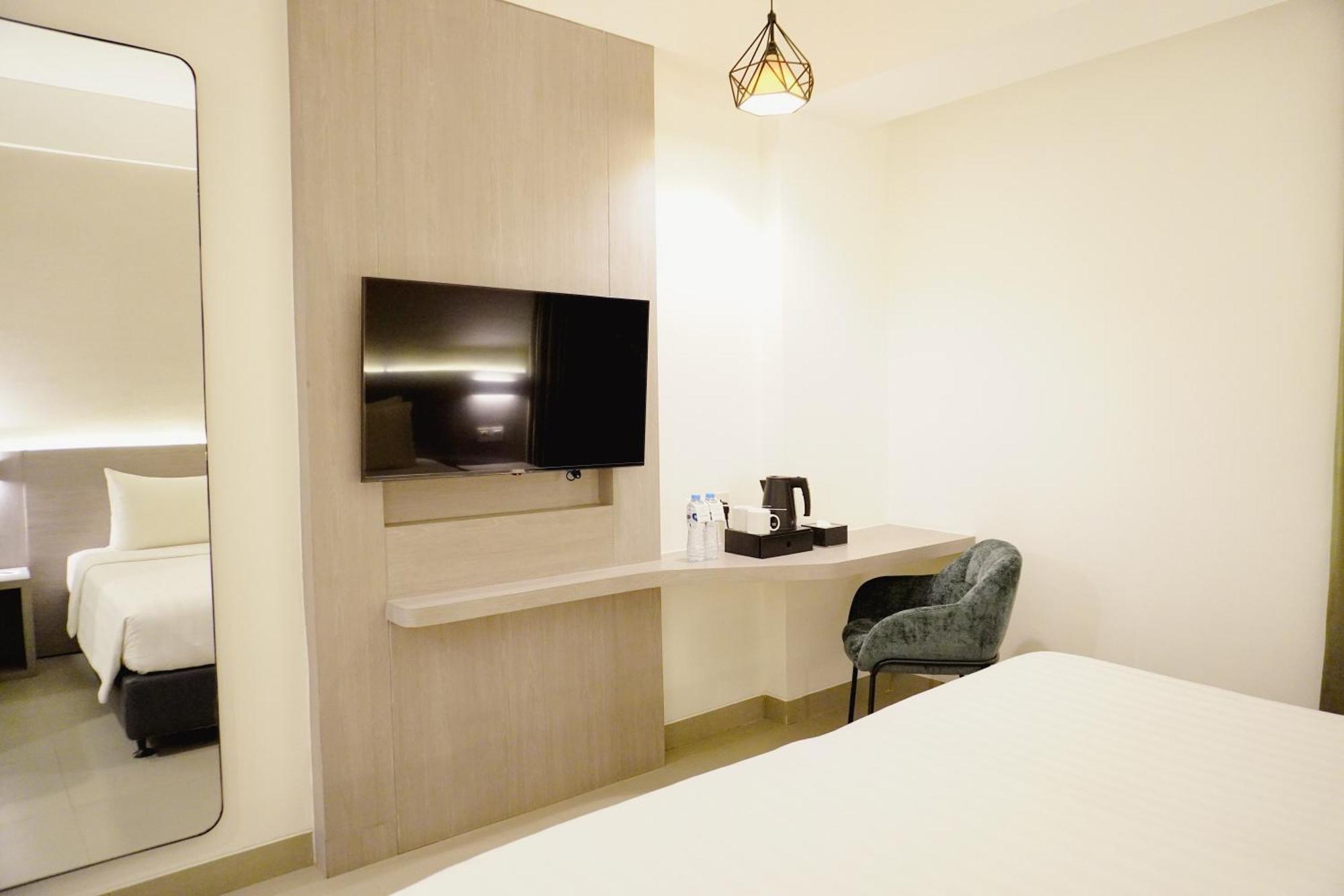 Laska Hotel Subang Exterior foto